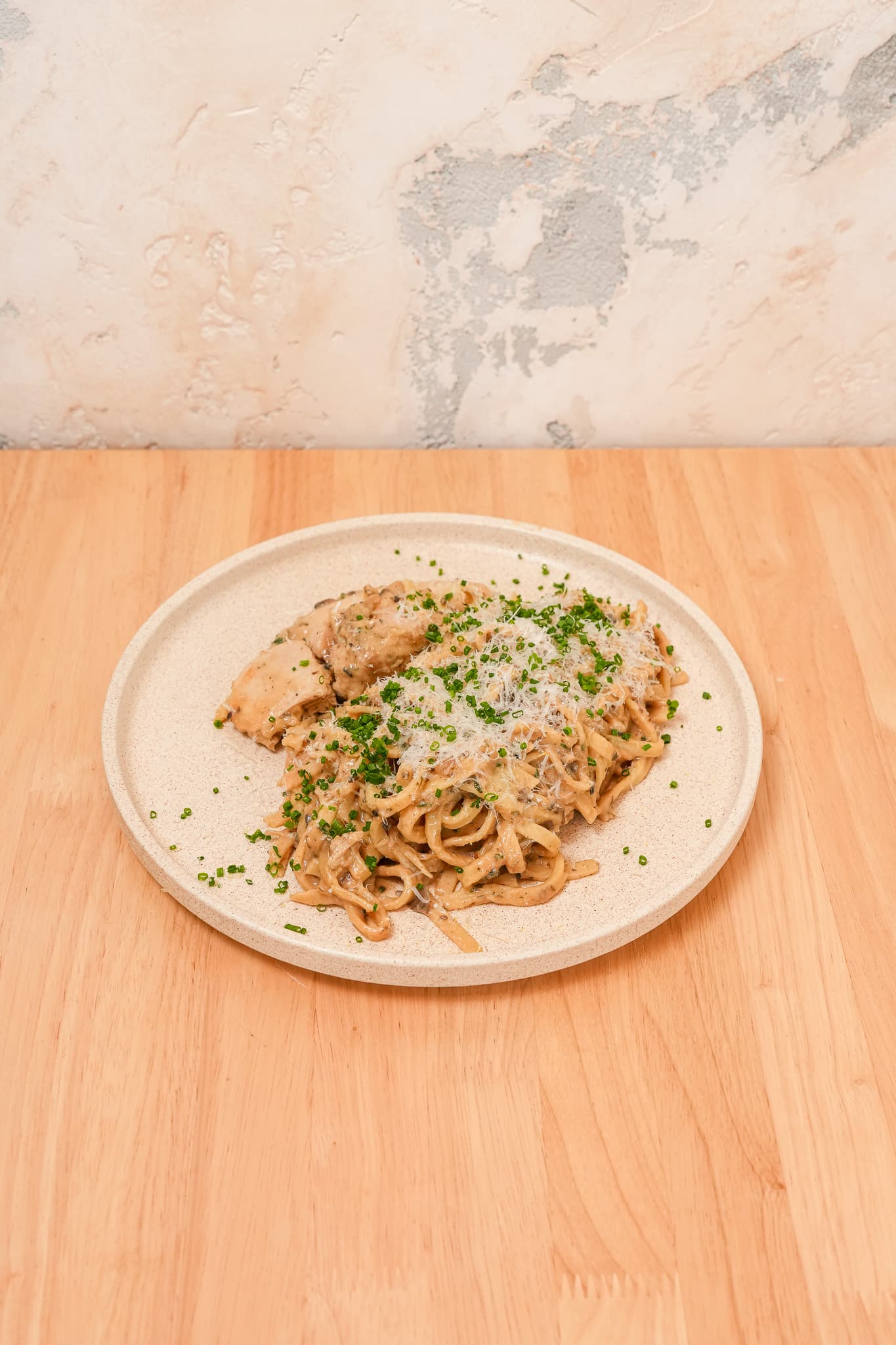 Creamy chicken pasta meal
