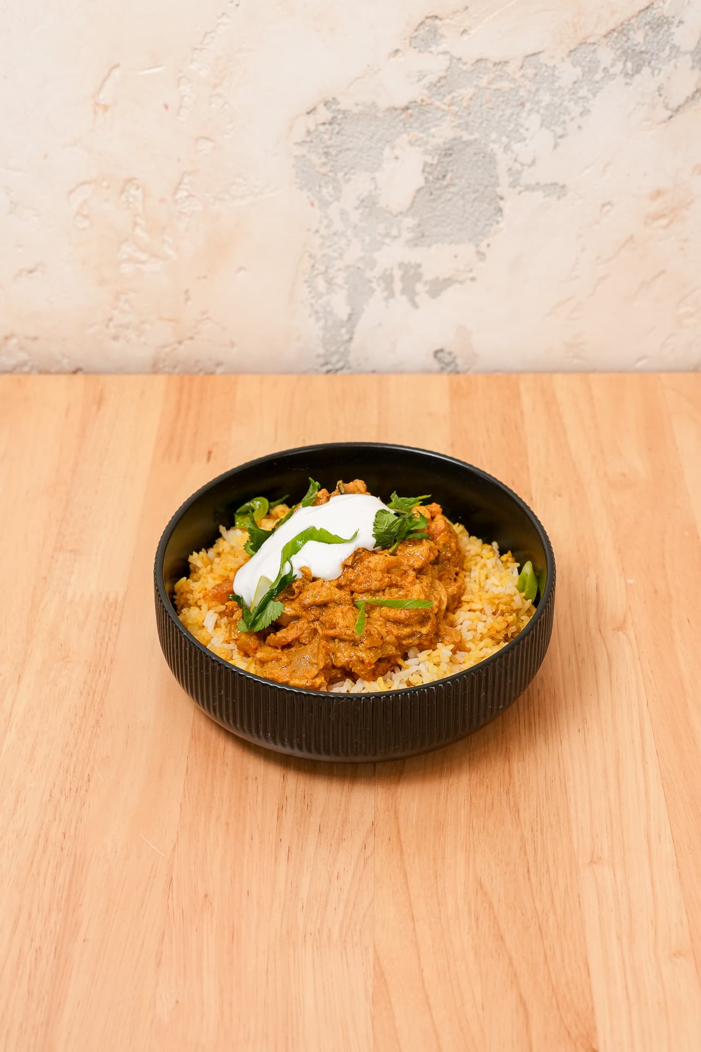 Green chicken curry meal