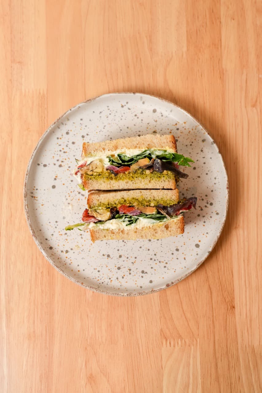 Sandwich and roll platters