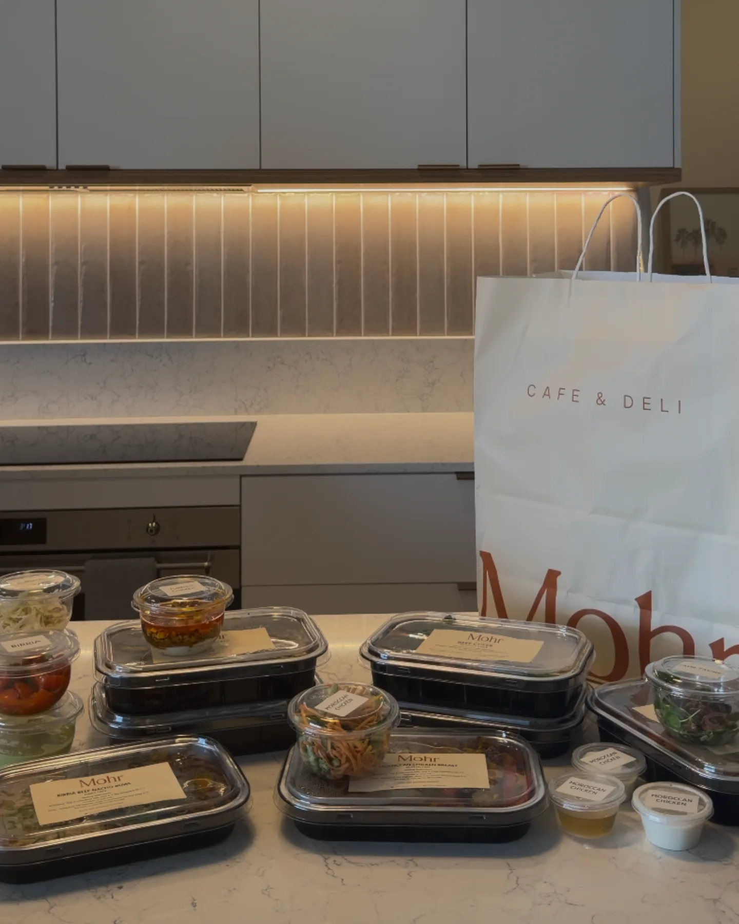 A week of Mohr fresh meals, packed and labelled
