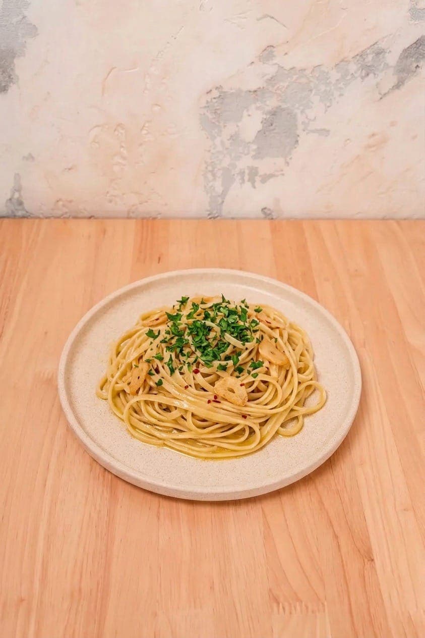 Linguine, Garlic & Olive Oil