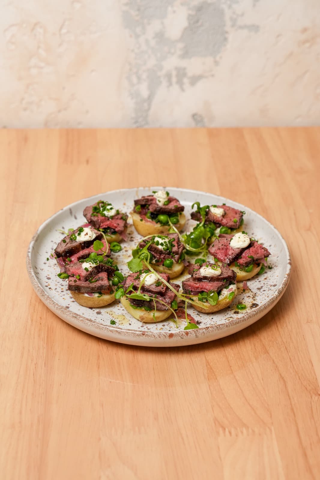 Smashed Chat Potato & Rare Beef (30 pc)