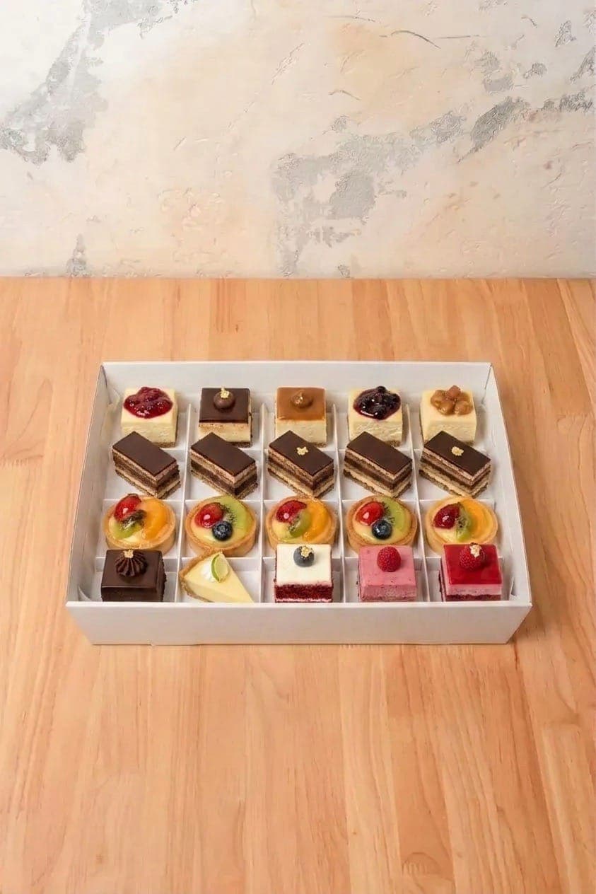 Tray of Mixed Slices